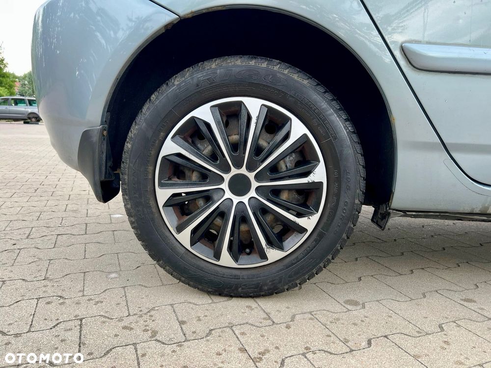 Toyota Corolla - 27