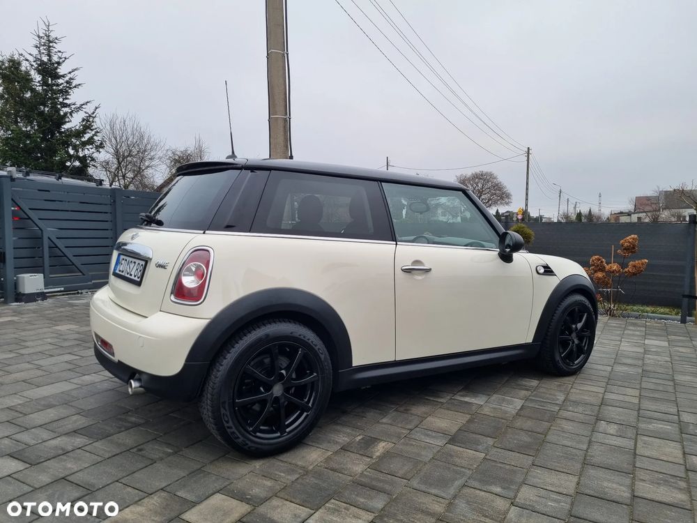 MINI ONE Brick Lane - 19