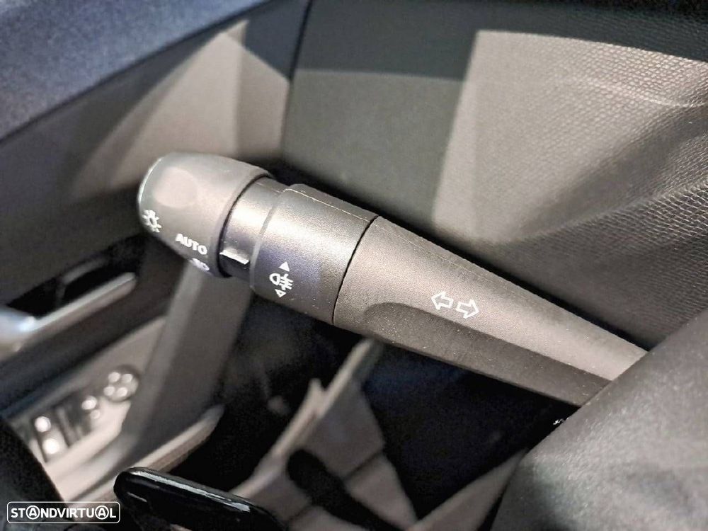 Peugeot 308 SW 1.2 Hybrid Allure e-DCS6 - 14