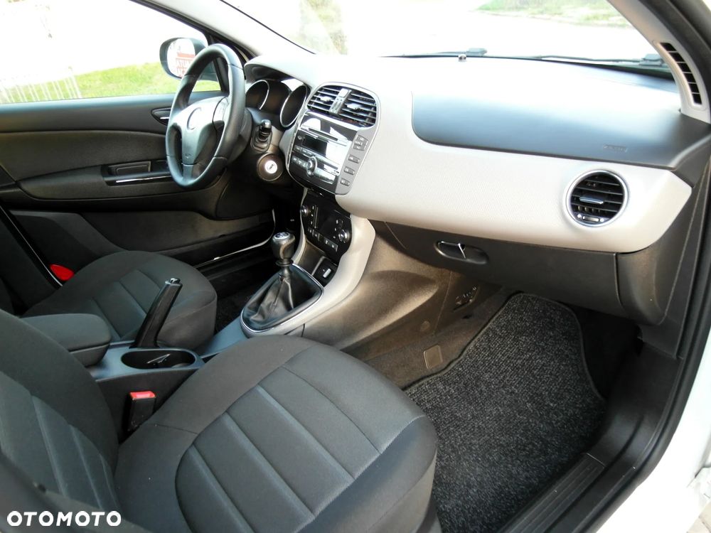 Fiat Bravo 1.4 T-Jet 16V Street - 18