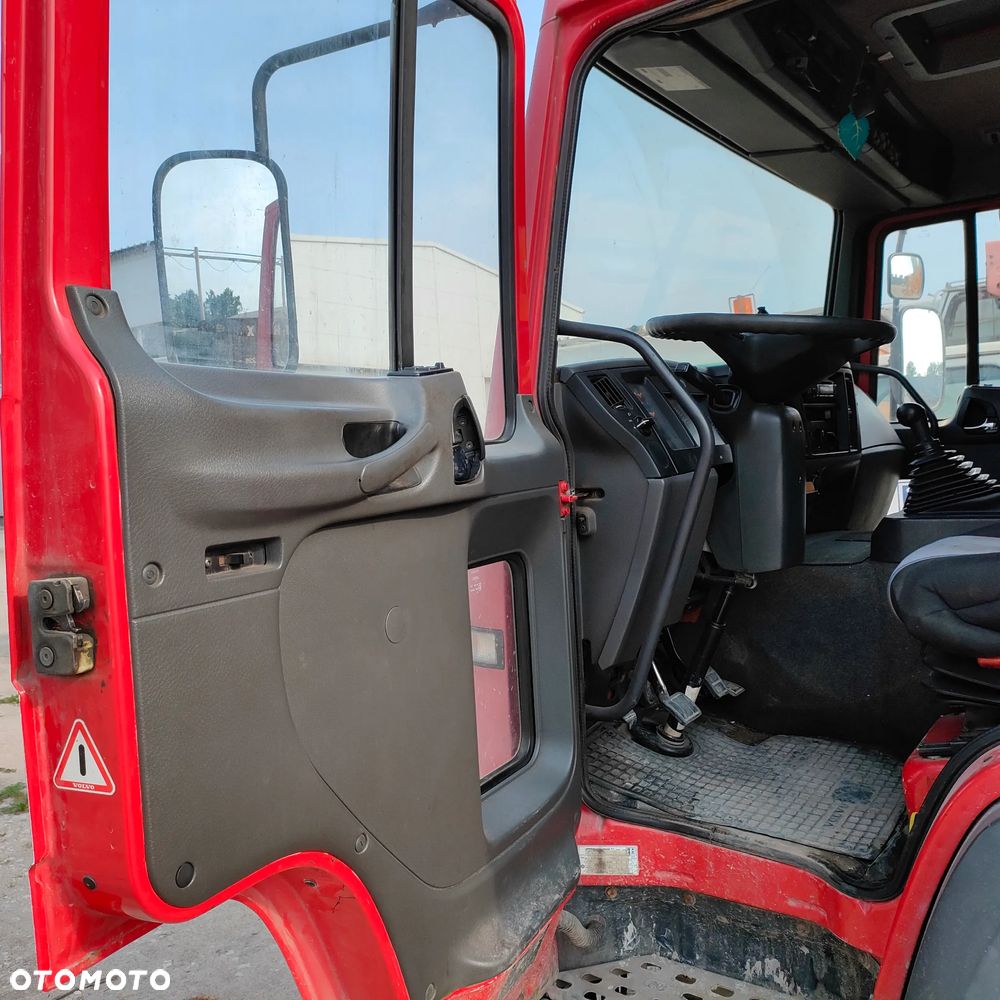 Volvo FL6 - 15