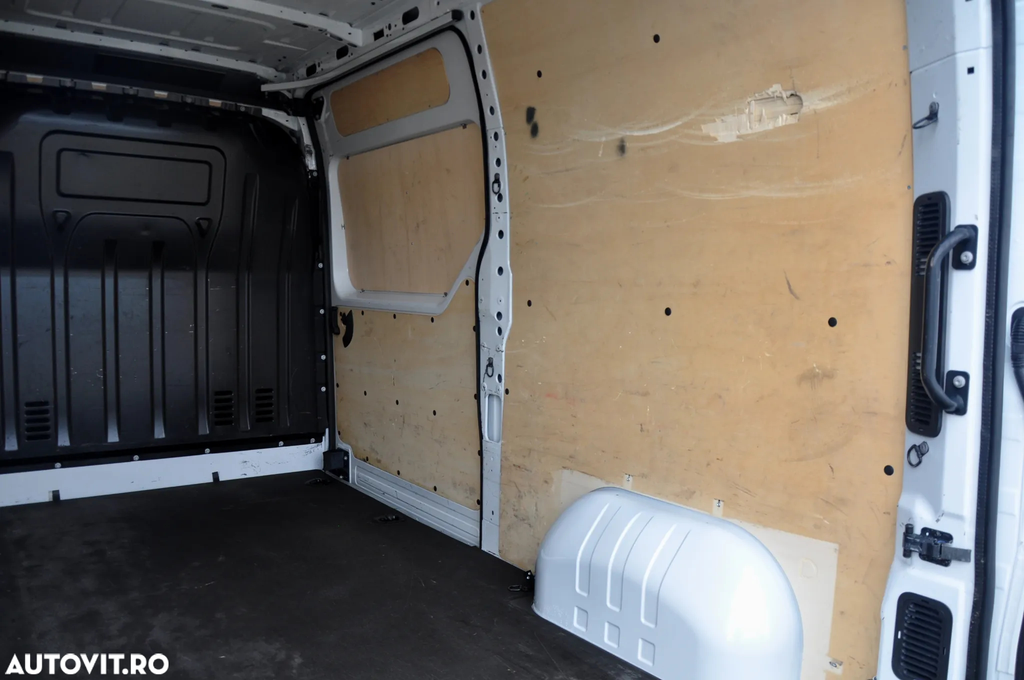 Renault Master L2H2 3 Locuri - 11