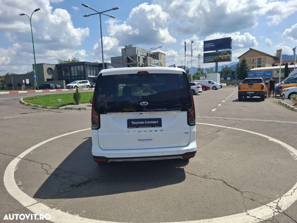 Ford Tourneo Connect - 6
