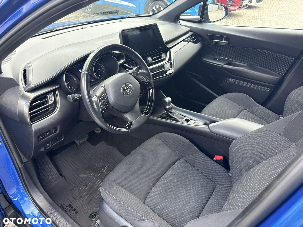 Toyota C-HR - 13