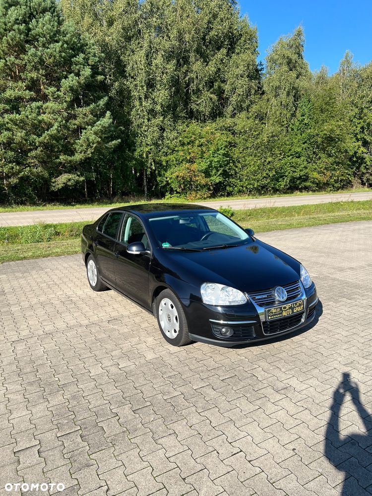 Volkswagen Jetta Diesel Comfortline - 2