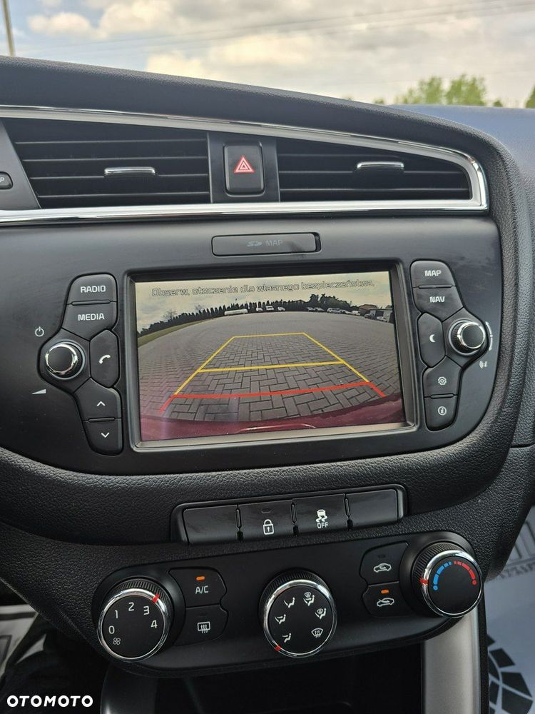 Kia Ceed - 30