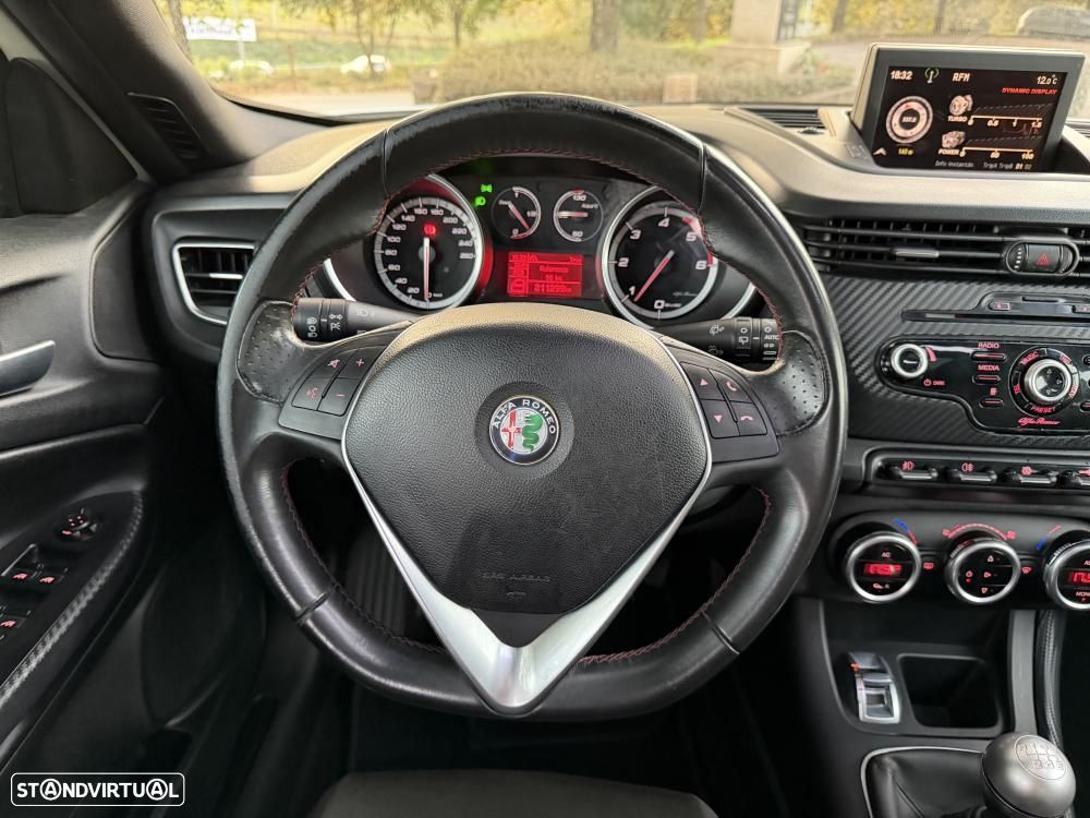Alfa Romeo Giulietta 2.0 JTDM 16V Veloce - 24