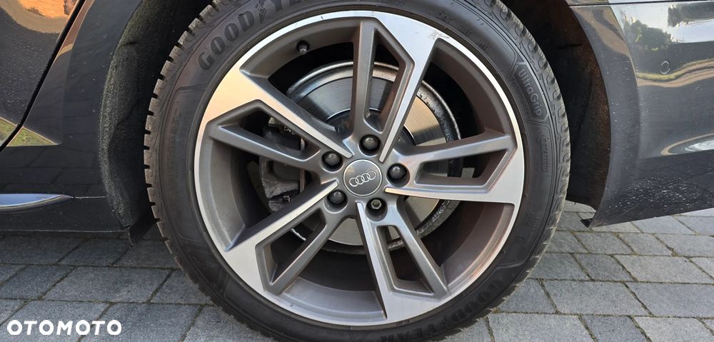 Audi A4 Limousine 35 TDI S tronic - 11