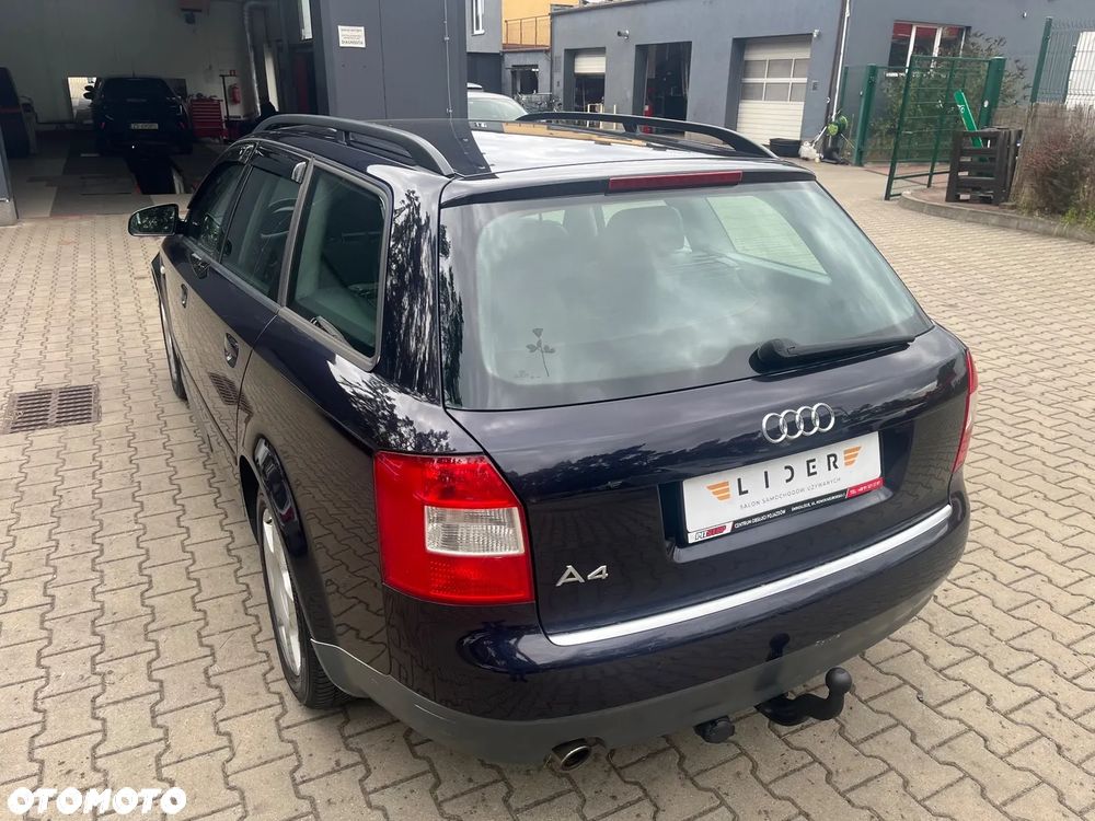 Audi A4 Avant - 9