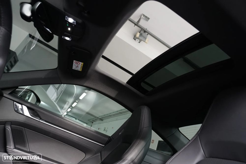 Porsche 911 (992) Carrera 4S PDK - 32