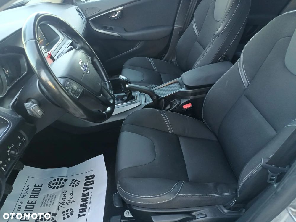 Volvo V40 D4 Drive-E Momentum - 18