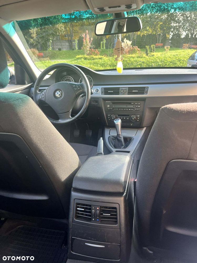 BMW Seria 3 - 15
