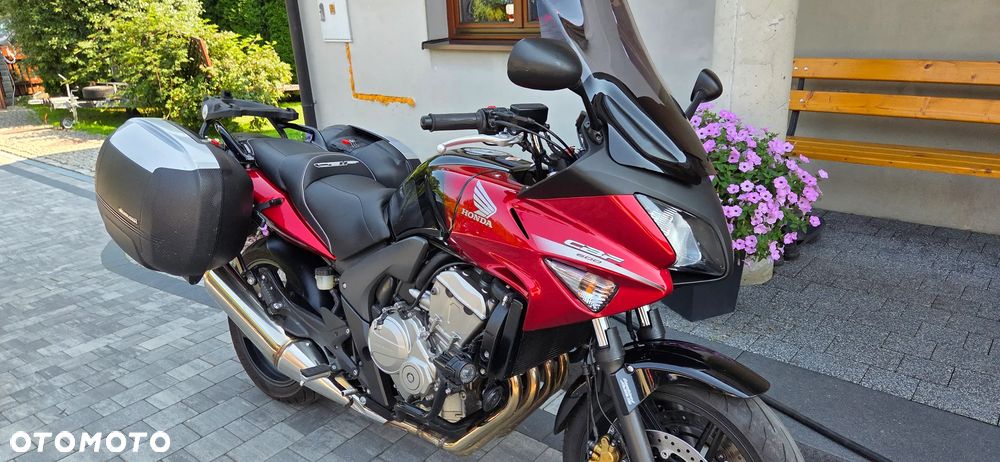 Honda CBF - 2