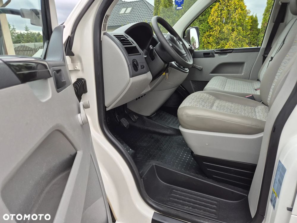 Volkswagen T5 kilka sztuk - 15