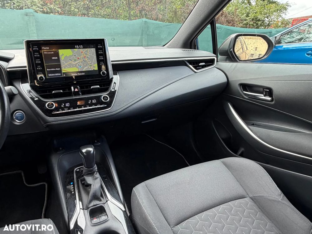 Toyota Corolla 1.8 HSD Business - 22