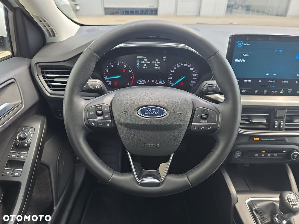 Ford Focus 1.0 EcoBoost Titanium - 18