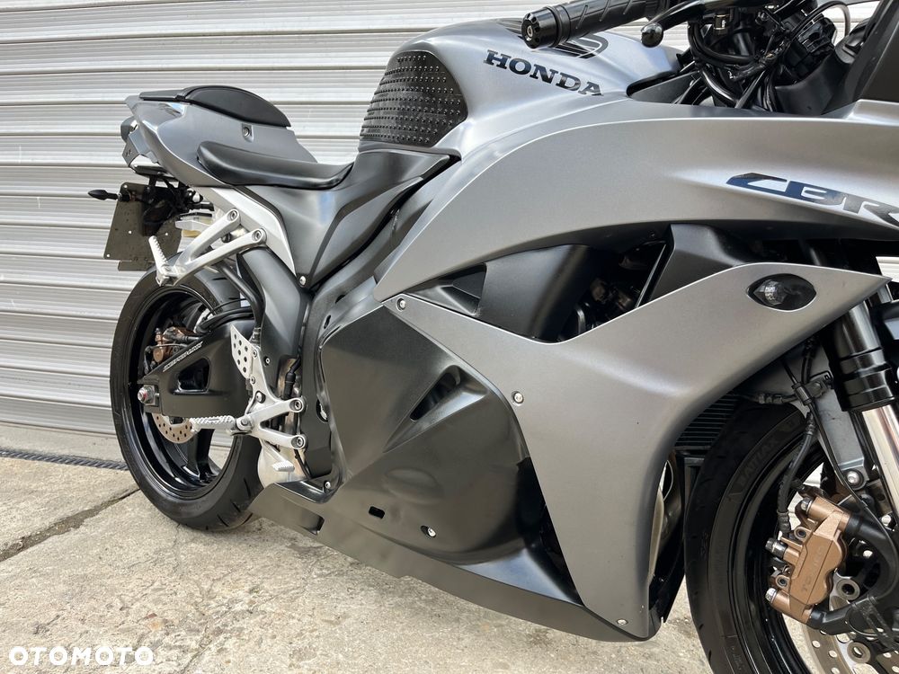 Honda CBR - 21