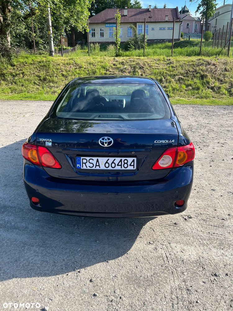Toyota Corolla 1.6 Luna - 9