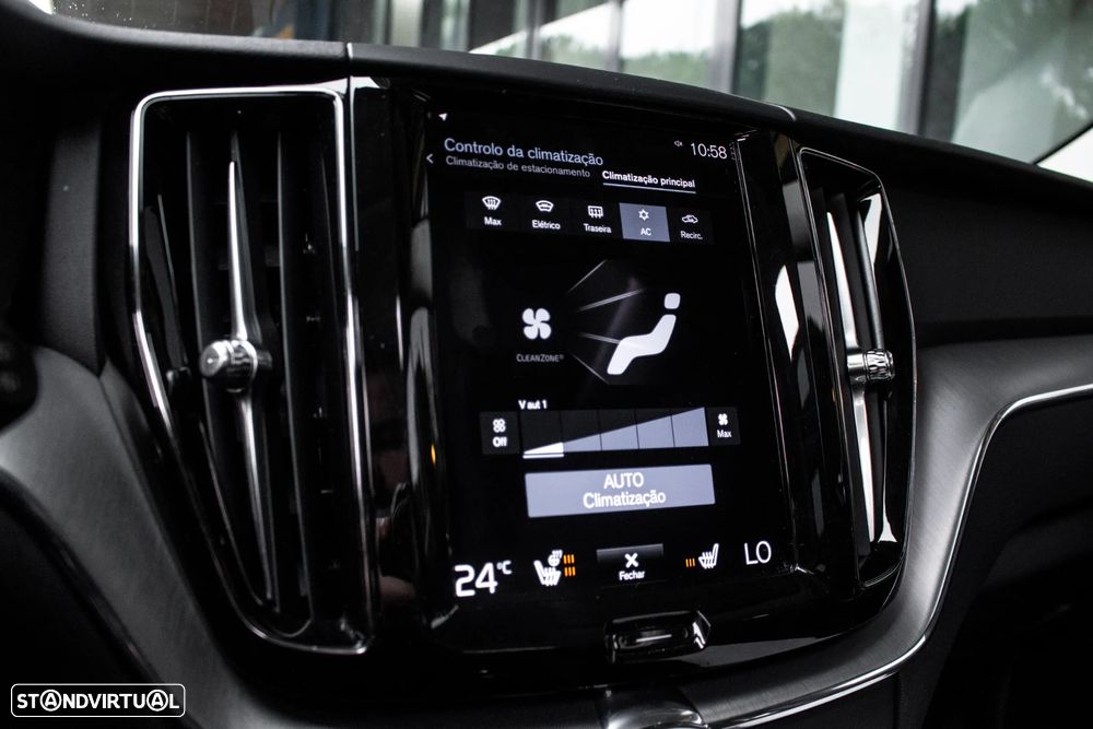 Volvo XC 60 T6 AWD Essential - 45