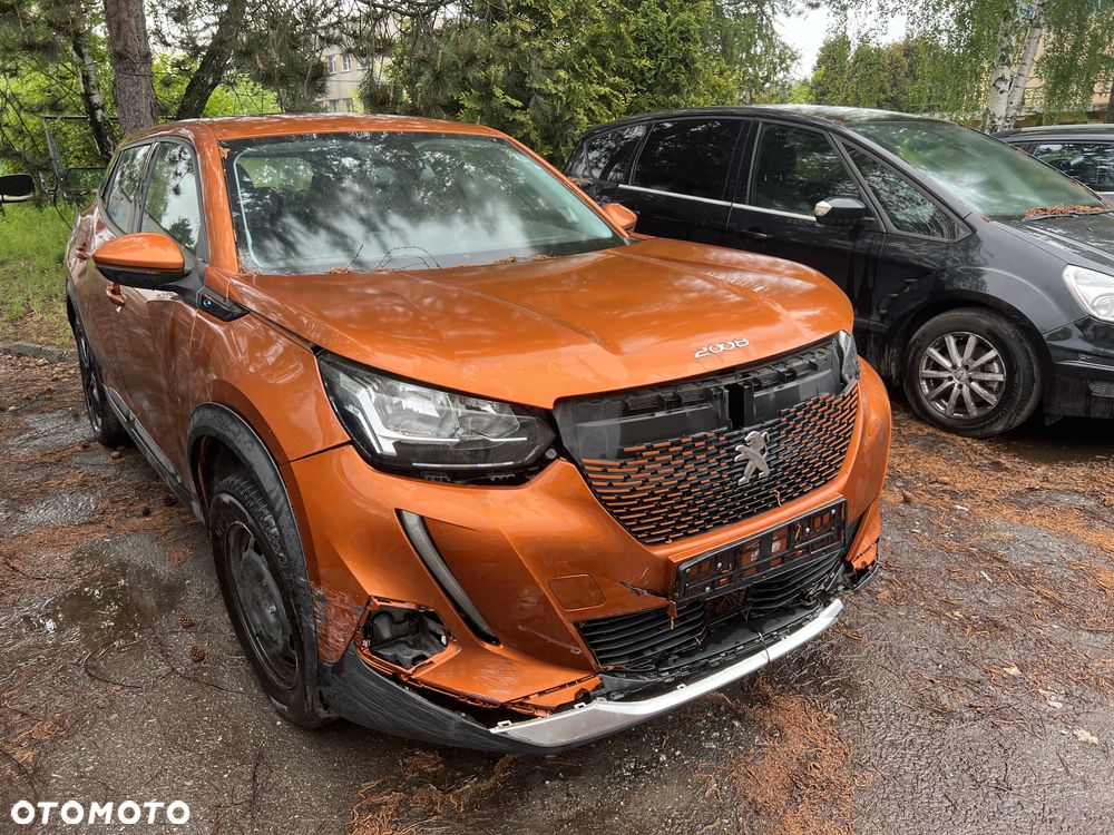 Peugeot 2008 136 Allure - 4