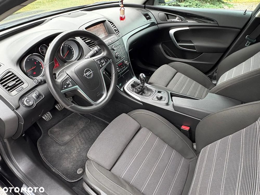Opel Insignia 2.0 Turbo Design Edition - 15