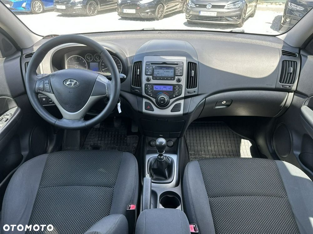 Hyundai i30 1.6 Comfort - 20