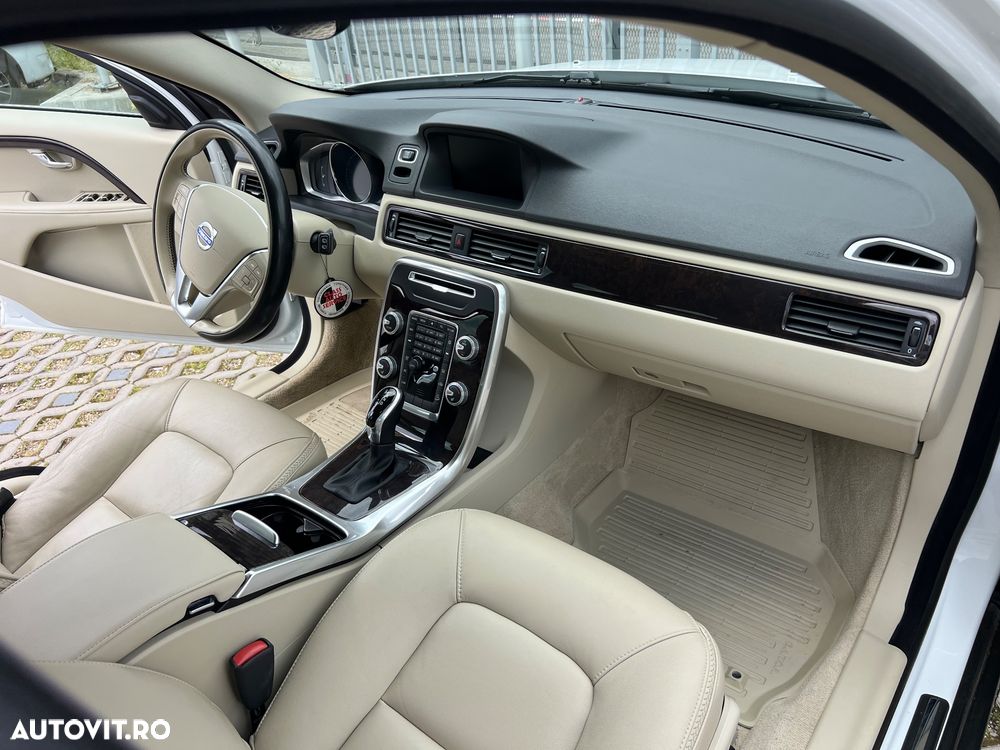 Volvo XC 70 - 7