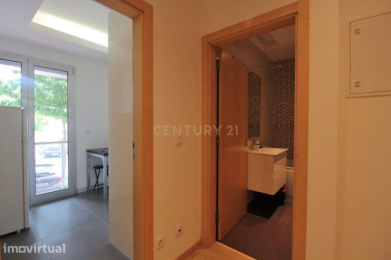 Excelente apartamento T0 na Quinta da Portela - Grande imagem: 5/10