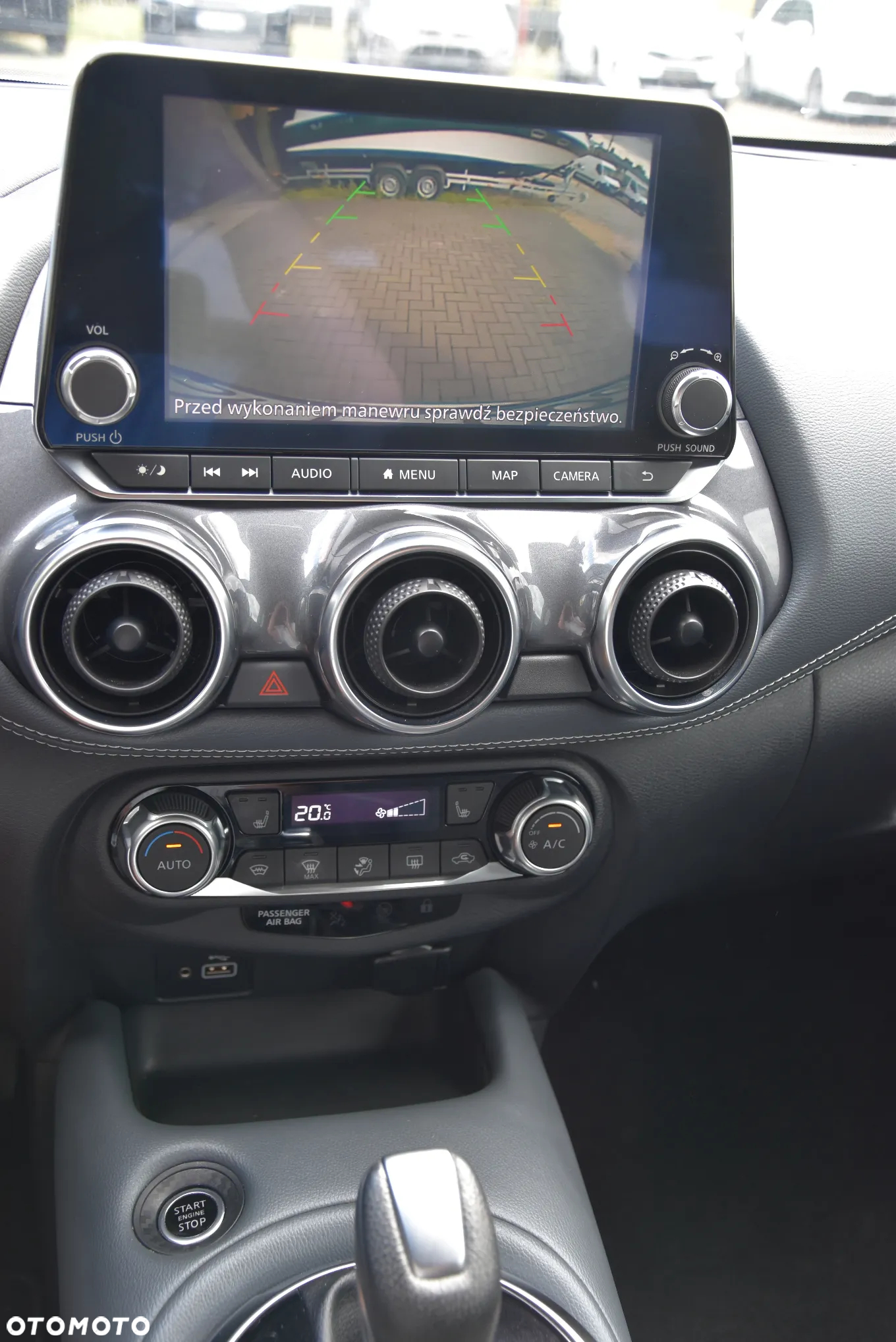 Nissan Juke 1.0 DIG-T DCT Tekna - 16
