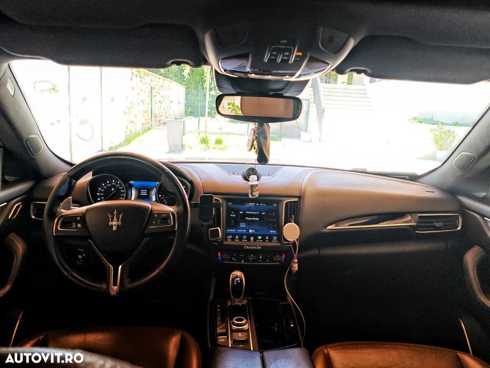 Maserati Levante - 13