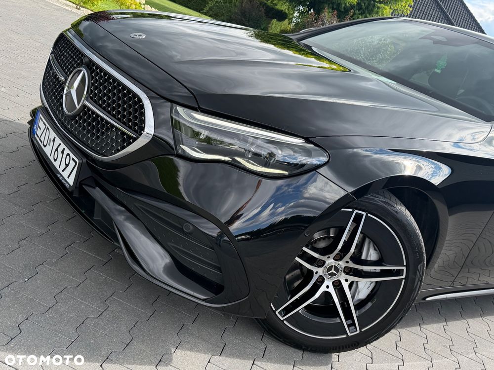 Mercedes-Benz Klasa E 220 d mHEV 4-Matic AMG 9G-Tronic - 32