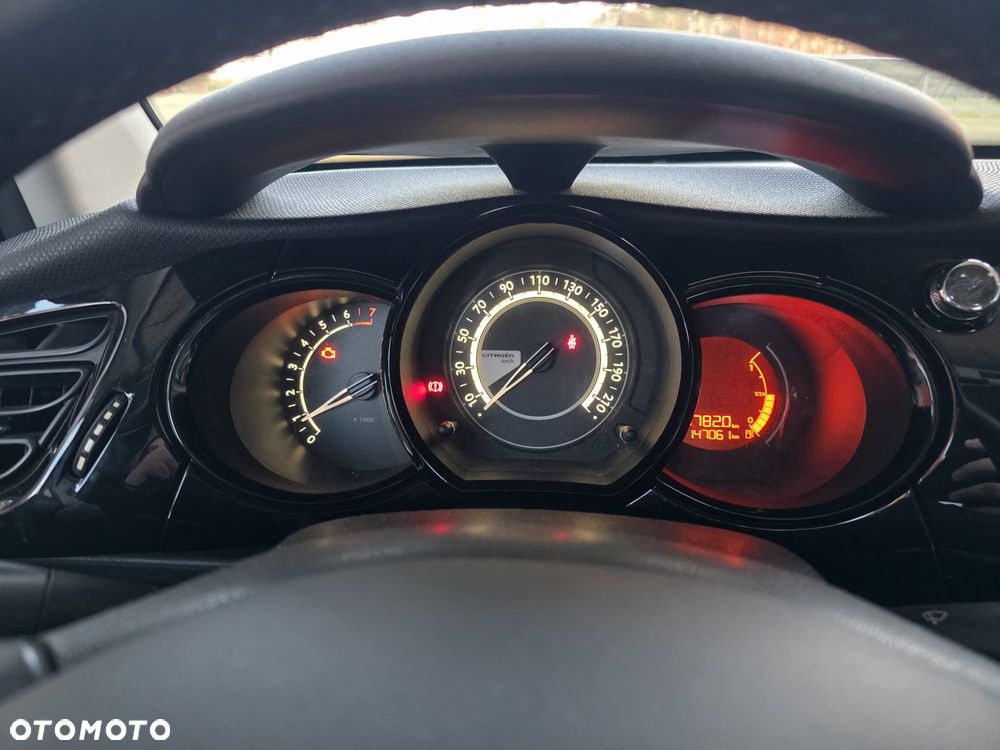 Citroën C3 1.2 PureTech Selection - 8