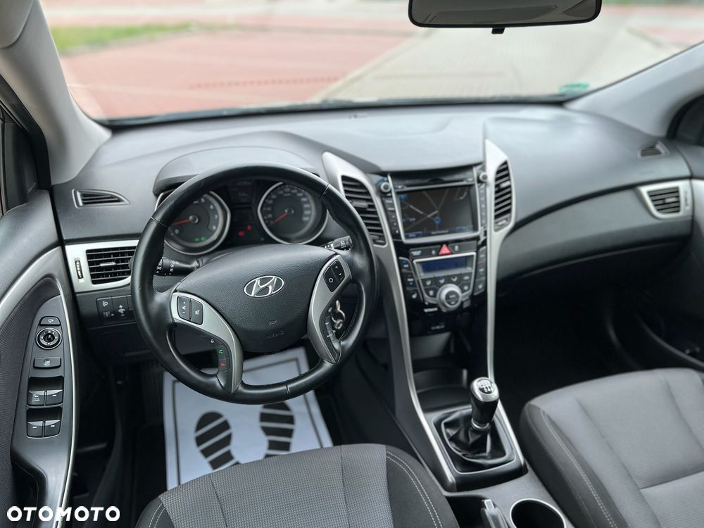 Hyundai i30 1.4 Premium - 13
