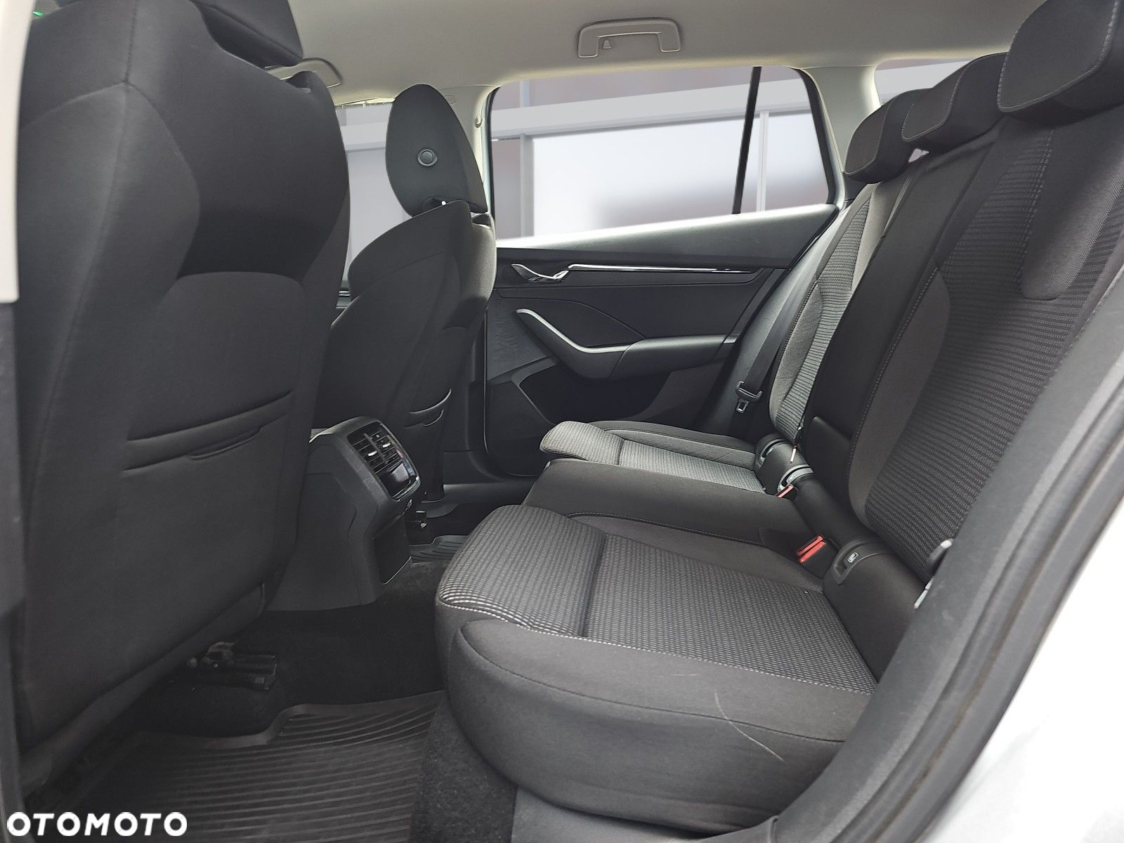 Skoda Octavia 2.0 TDI Ambition - 17