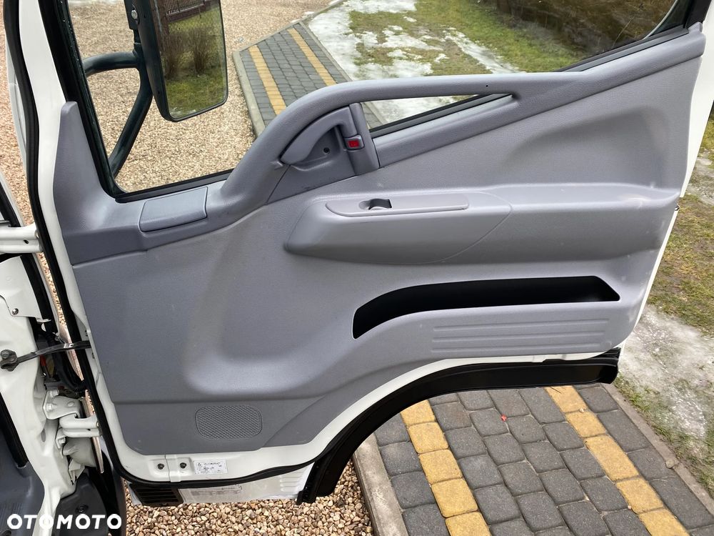 Mitsubishi Canter Fuso - 38