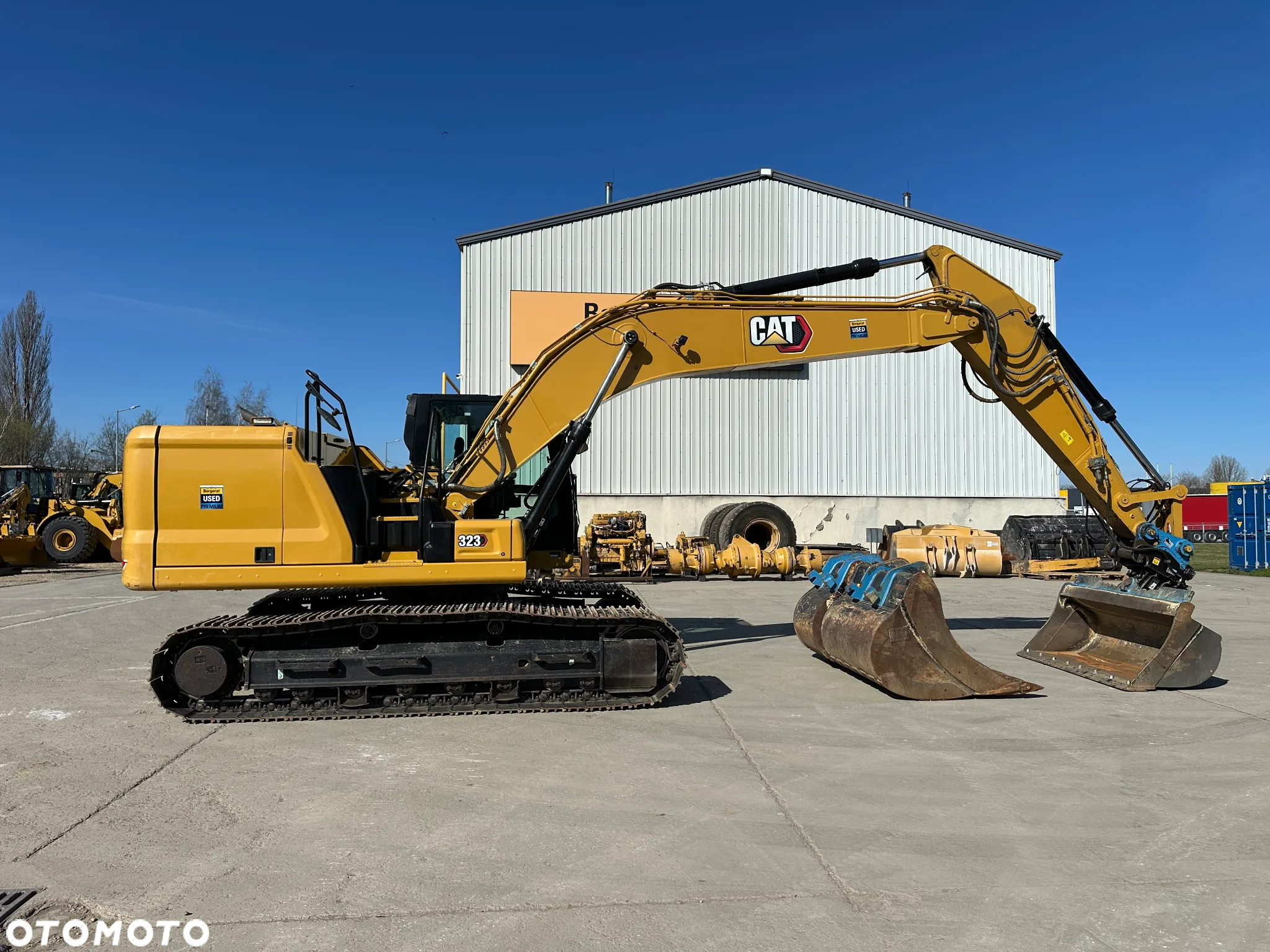 Caterpillar 323 - 6