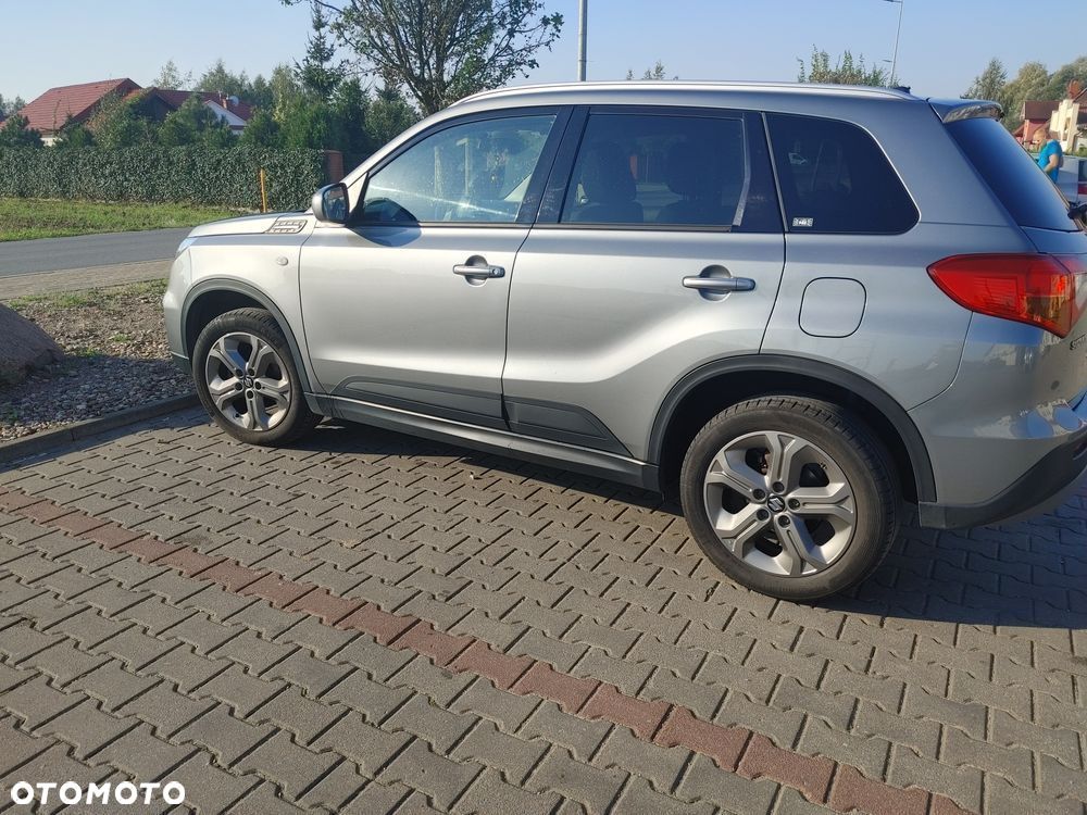 Suzuki Vitara - 1