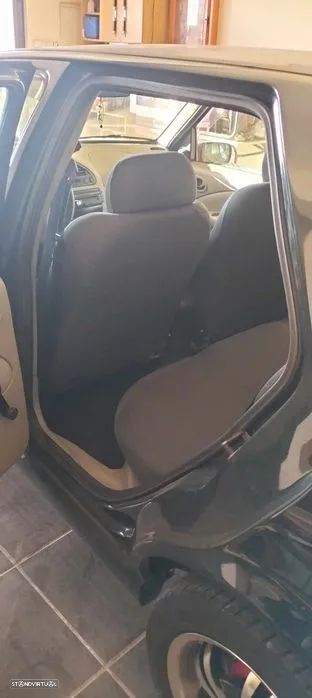 Ford Fiesta 1.25 Techno - 7