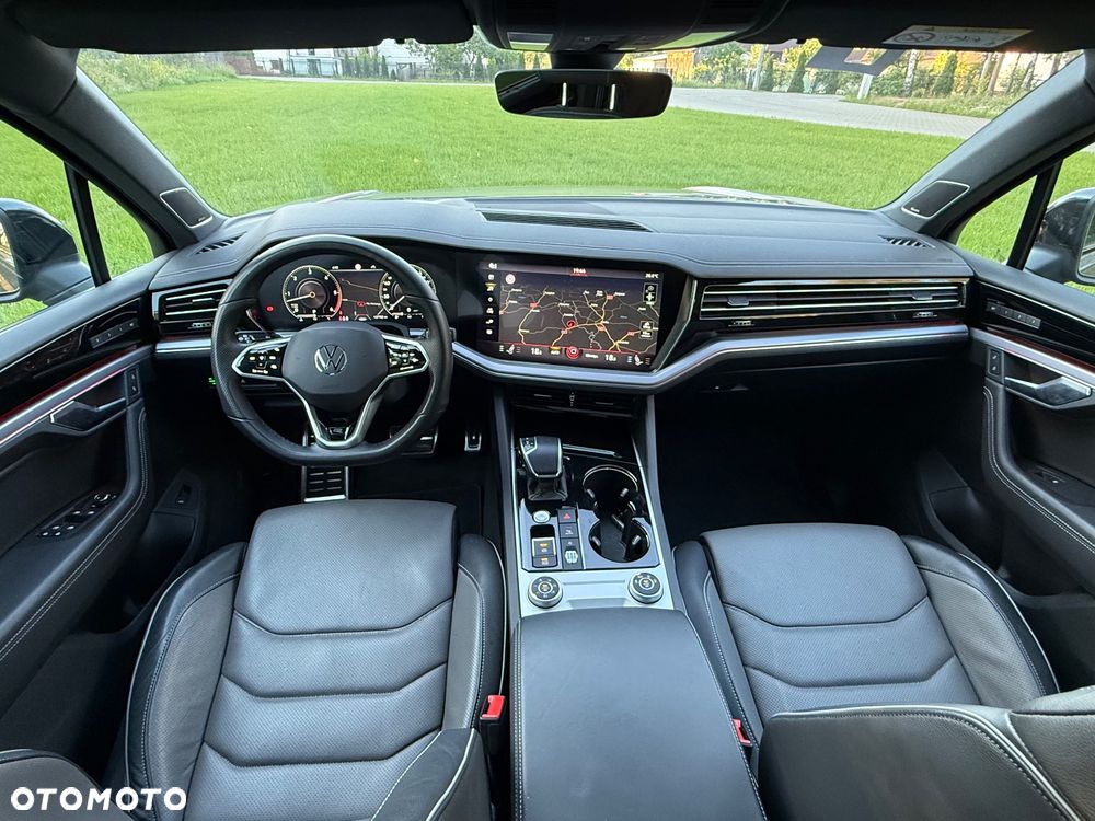 Volkswagen Touareg 3.0 V6 TDI 4Motion R-Line - 11