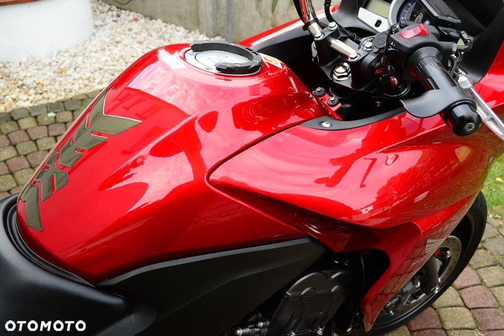 Honda CBF - 24