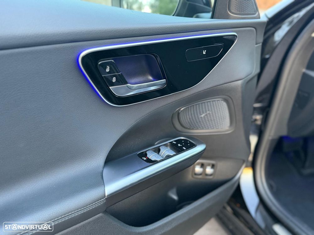 Mercedes-Benz C 300 e T 9G-TRONIC Avantgarde - 14