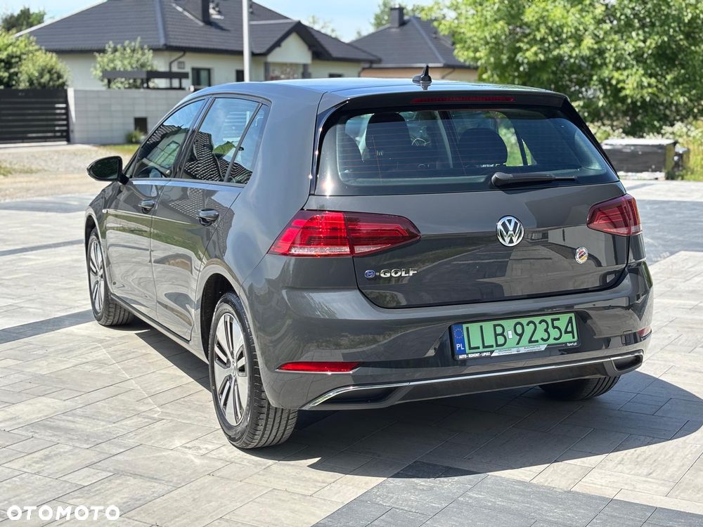 Volkswagen Golf e-Golf - 8