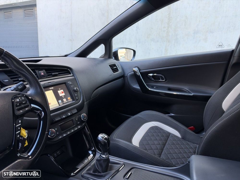 Kia Ceed 1.0 T-GDi GT Line - 4