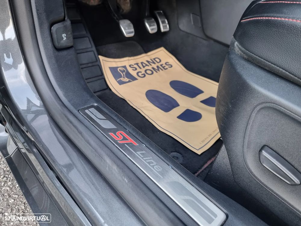 Ford Kuga 2.0 TDCi EcoBlue ST-Line X - 12