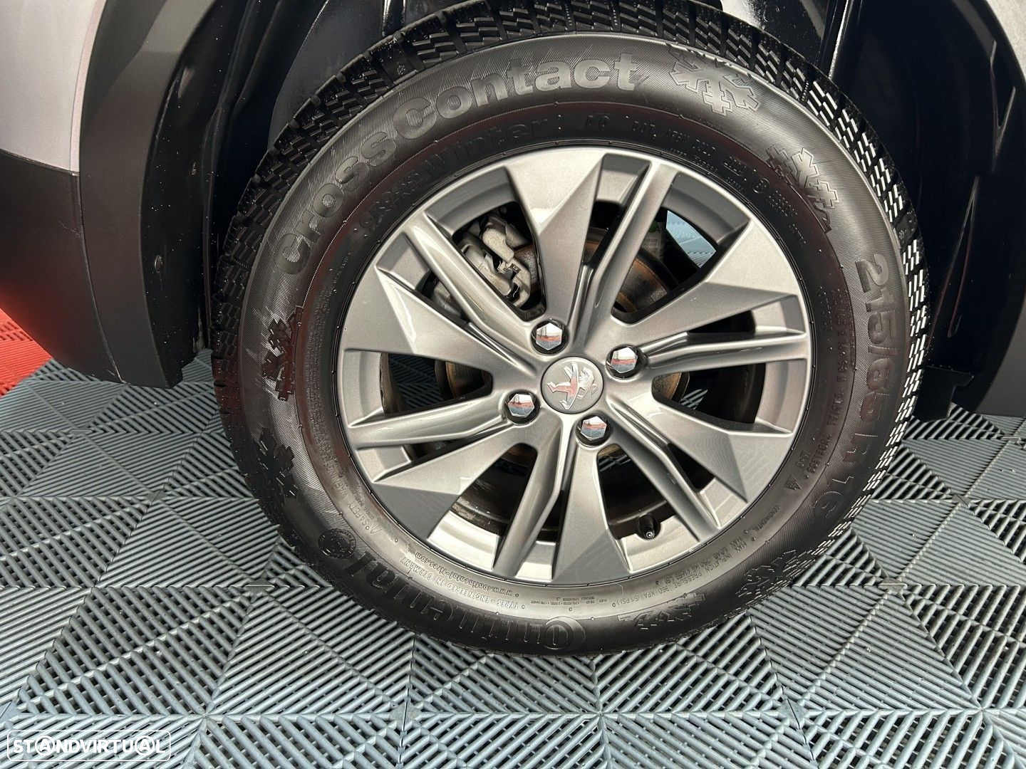 Peugeot 2008 1.2 PureTech Active EAT8 - 19