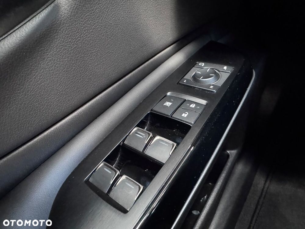 Lexus ES - 32