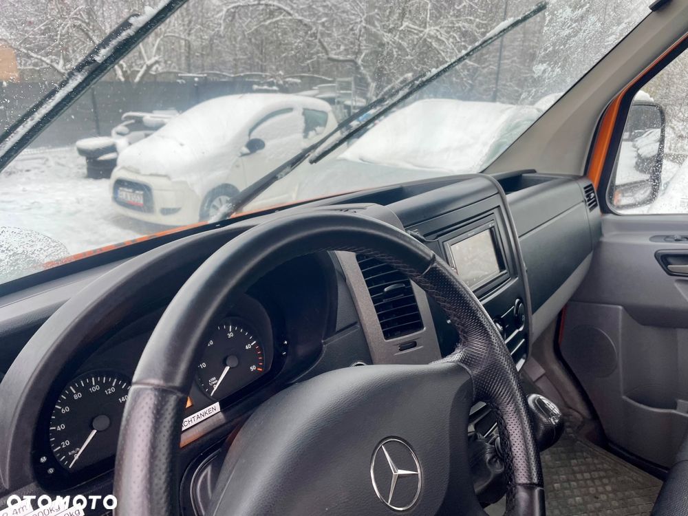 Mercedes-Benz Sprinter - 8
