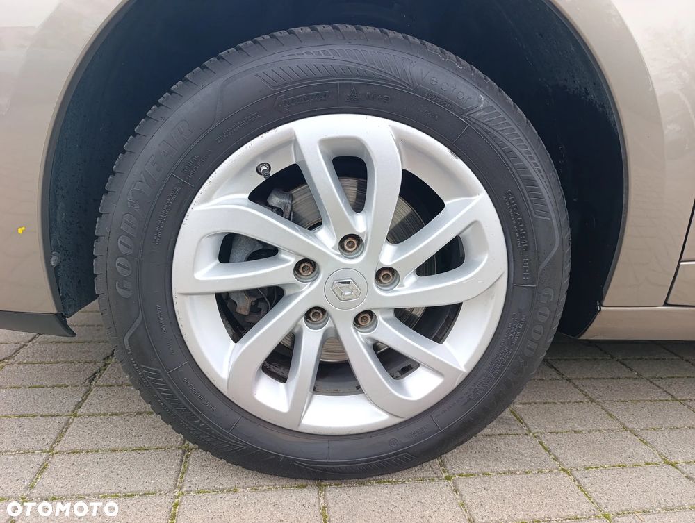 Renault Fluence 1.6 16V Limited - 9