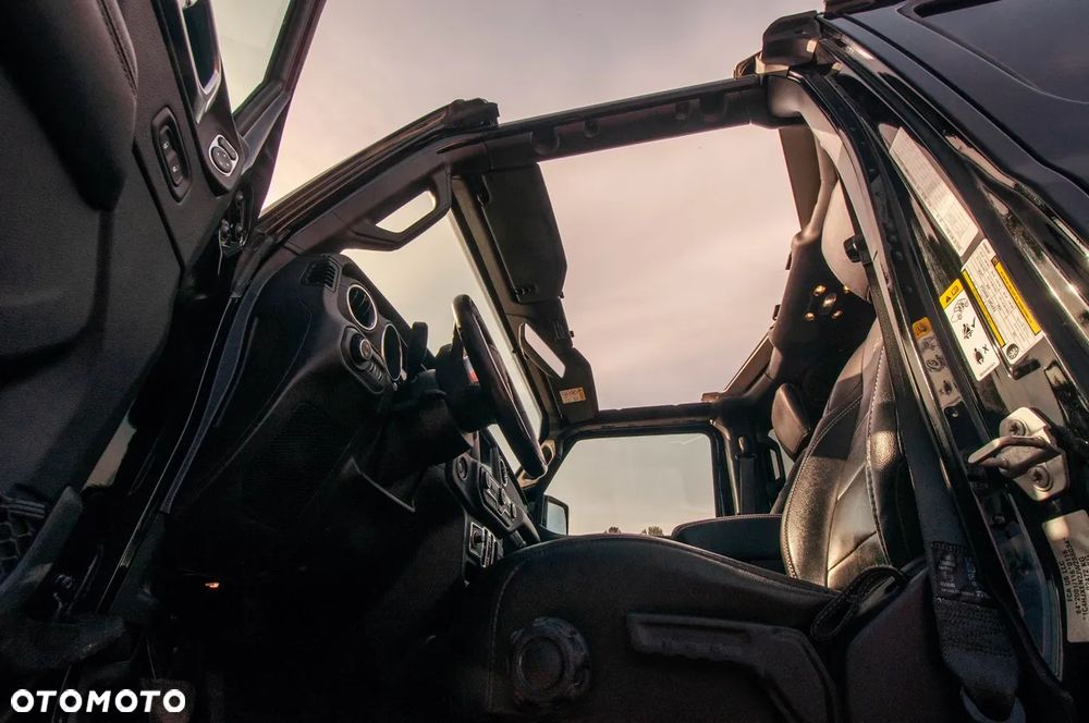 Jeep Wrangler Unlimited GME 2.0 Turbo Sahara - 31