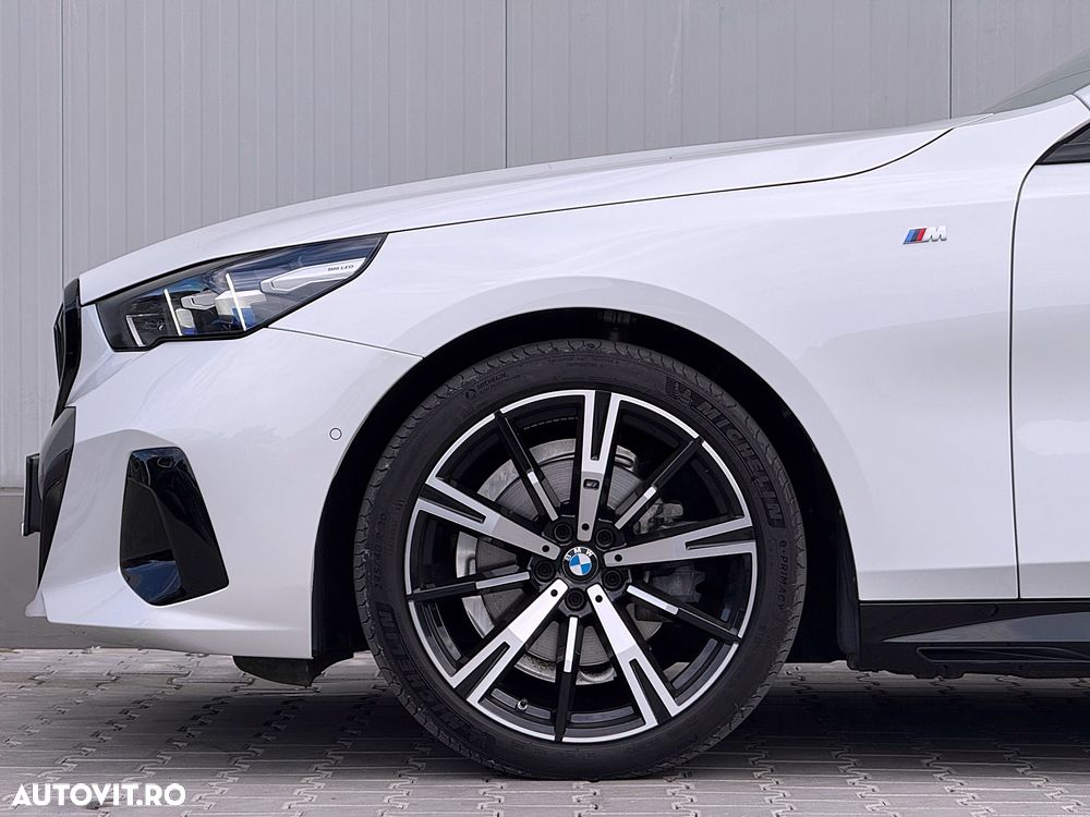 BMW Seria 5 520d xDrive AT MHEV - 16